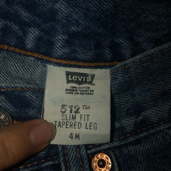 Levi’s vintage mom jeans - Picture 6 of 6